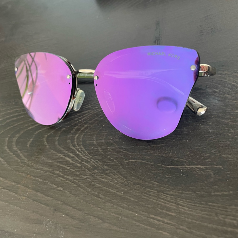 MICHAEL KORS purple cat eye sunglasses